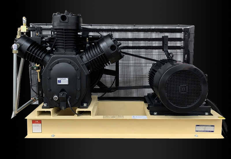 2.5 m³/min 30 bar air cooling piston compressor